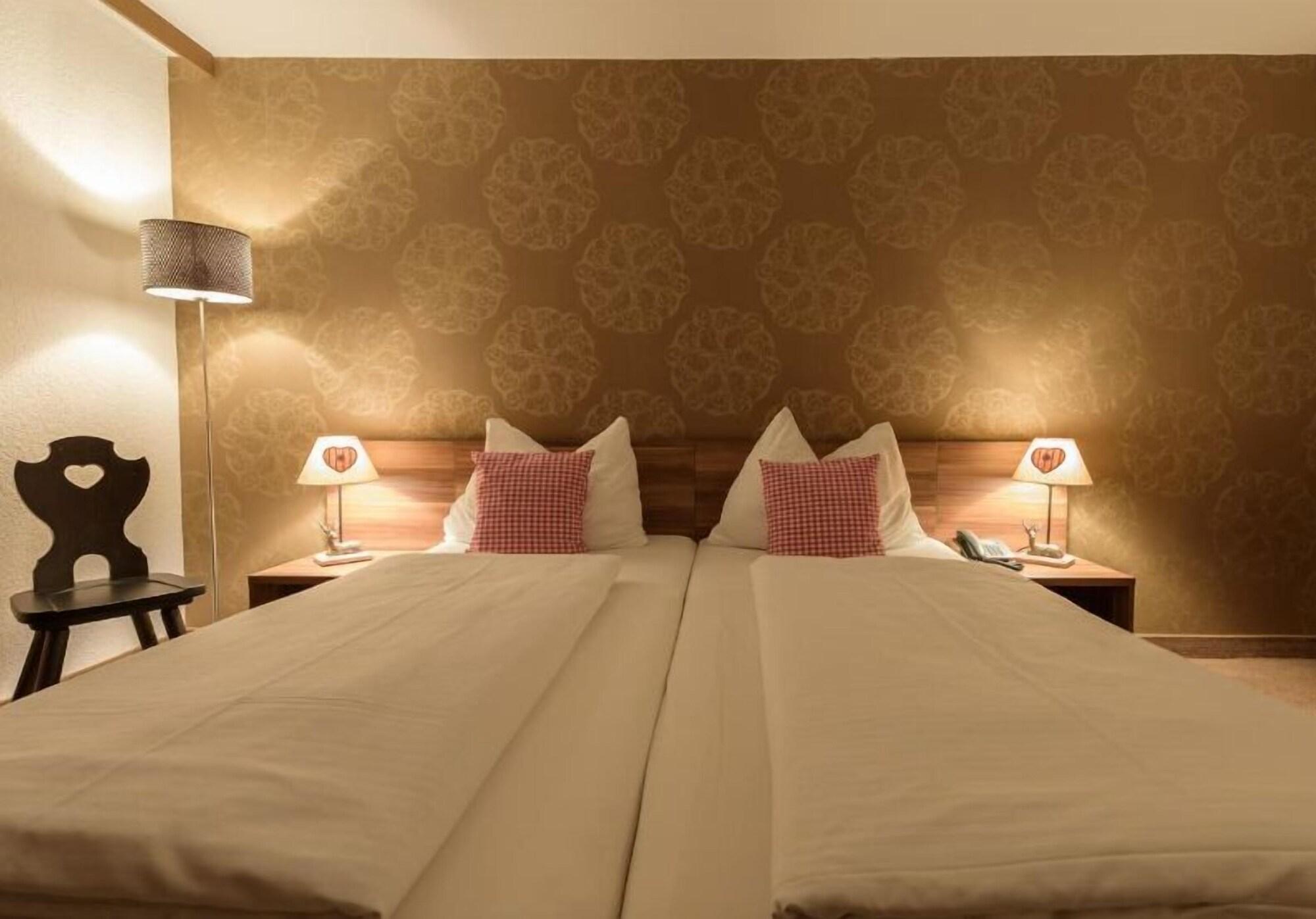 Hotel Enziana 3*